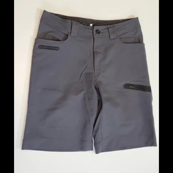Lululemon Cadence Short? - Picture 1 of 15